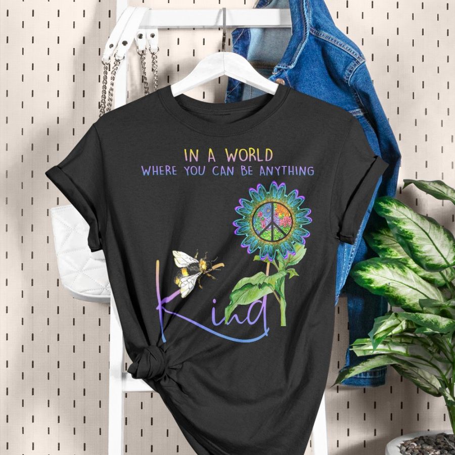 Be Kind Peace Flower Tee in Black